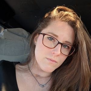 Meet your Posher, Tiffany